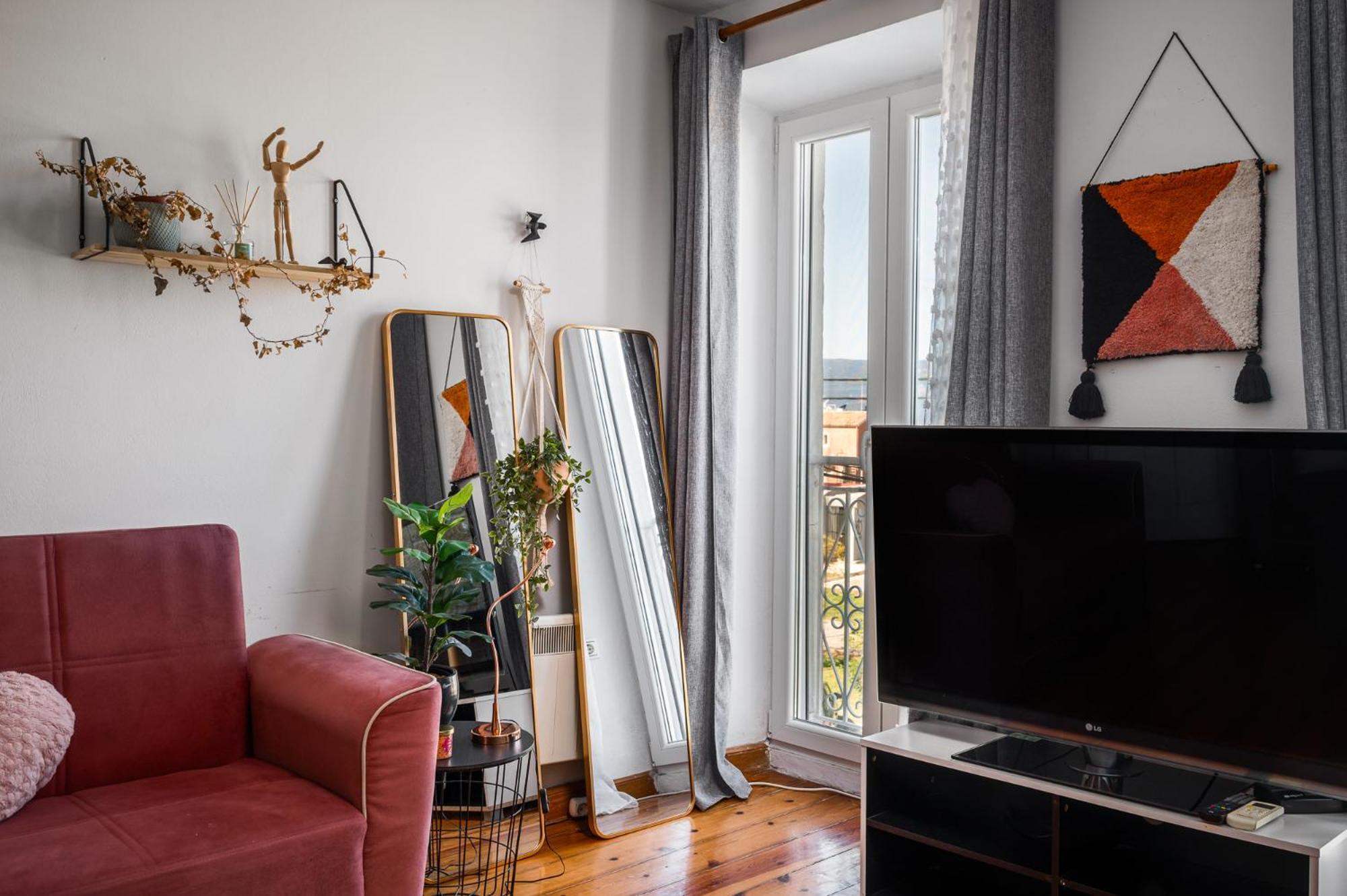 Laval Apartment Mantouki Bagian luar foto